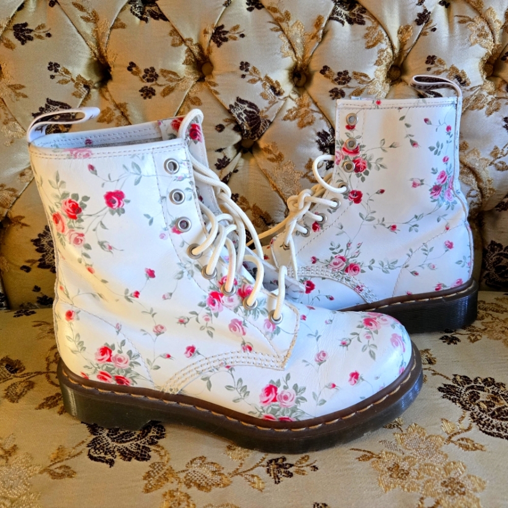 Dr. Martens 1460W Wildflowers